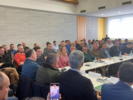 Srečanje SLOLES 4 jpg